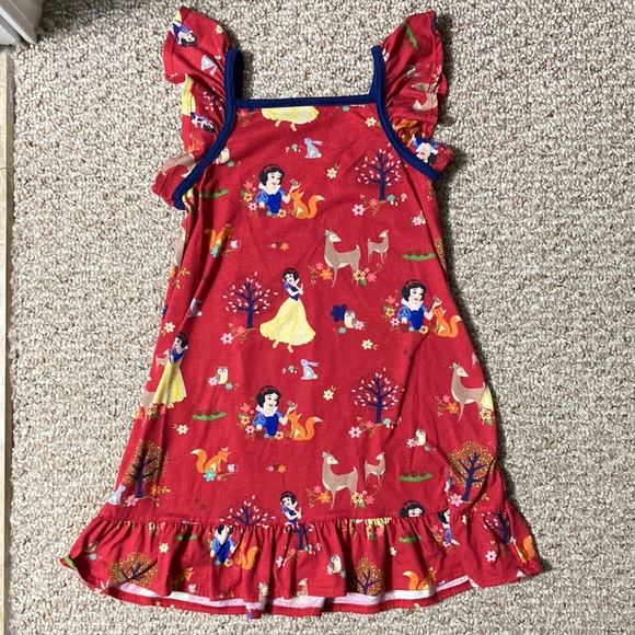 Disney Snow White nightgown sz 5/6